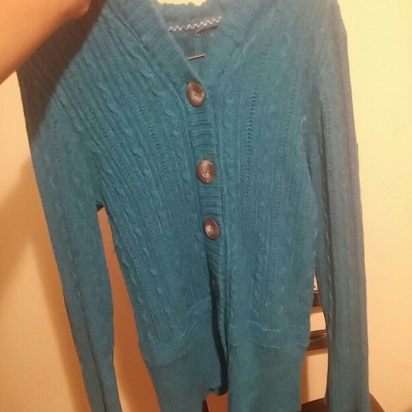 knit blue sweater