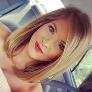 Meet your Posher, Holly