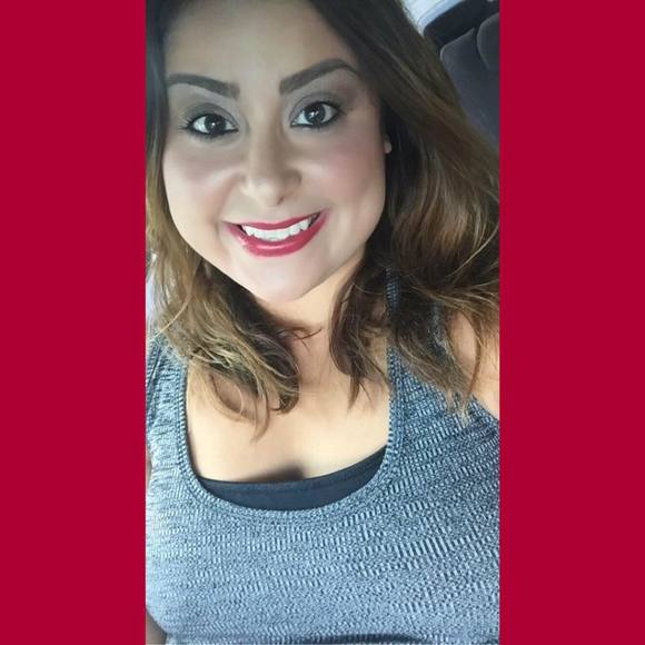 Meet your Posher, Erika - Picture 1 of 1