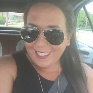 Meet your Posher, Christy