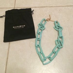 NWOT Mint and gold link necklace.