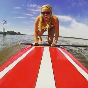 Meet your Posher, Julia