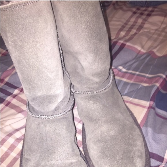 Boots and feather top