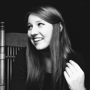 Meet your Posher, Claire