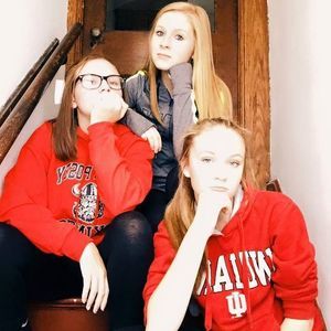 Meet your Posher, Lea