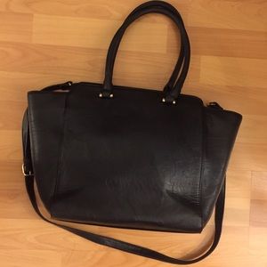 Forever21 black handbag/cross body shoulder bag