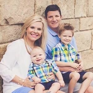 Meet your Posher, Carrie