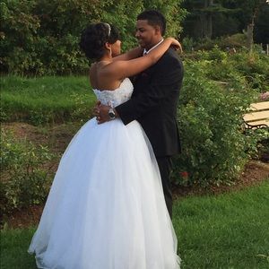 Meet your Posher, Lyneve