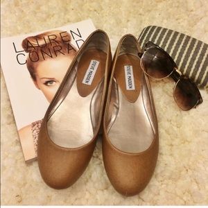 Steve Madden Tan Leather Flats