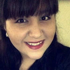 Meet your Posher, Abigail