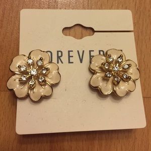 Forever21 flower earrings