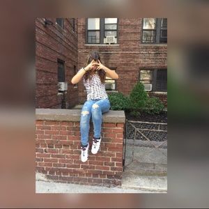 Meet your Posher, Nora