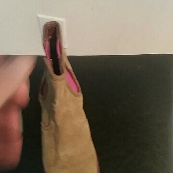 Bootie - Picture 3 of 4