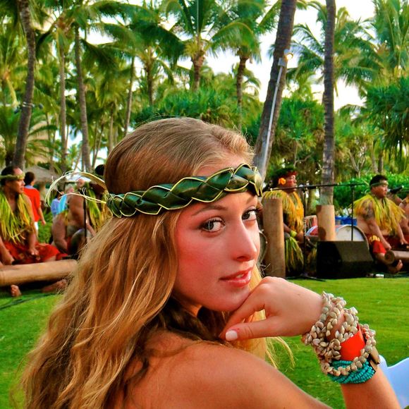 Meet your Posher, Monica hollis