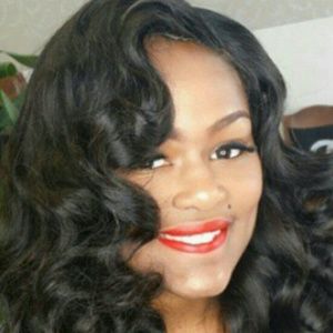 Meet your Posher, Champellia