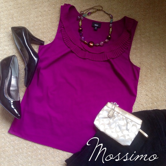 Mossimo Supply Co. Tops - 💖 Mossimo Magenta Ruffle Neck Sleeveless Top
