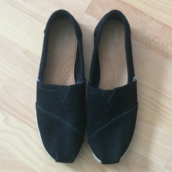 TOMS WOMEN BLACK SUEDE ROPE SOLE CLASSICS