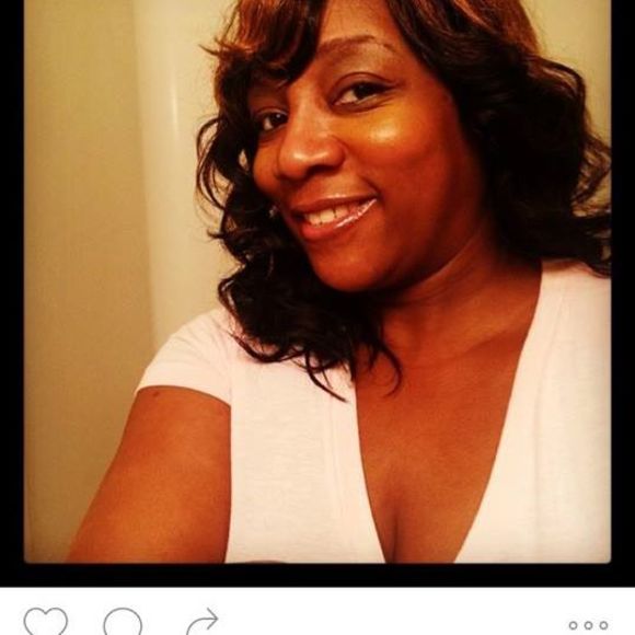 Meet your Posher, Cynthia