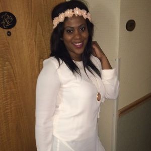 Meet your Posher, Janniel