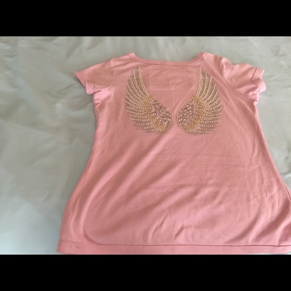 Tshirt by twisted heart