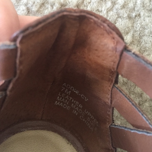 Crown Vintage Leather Gladiator Sandals! - Picture 3 of 4