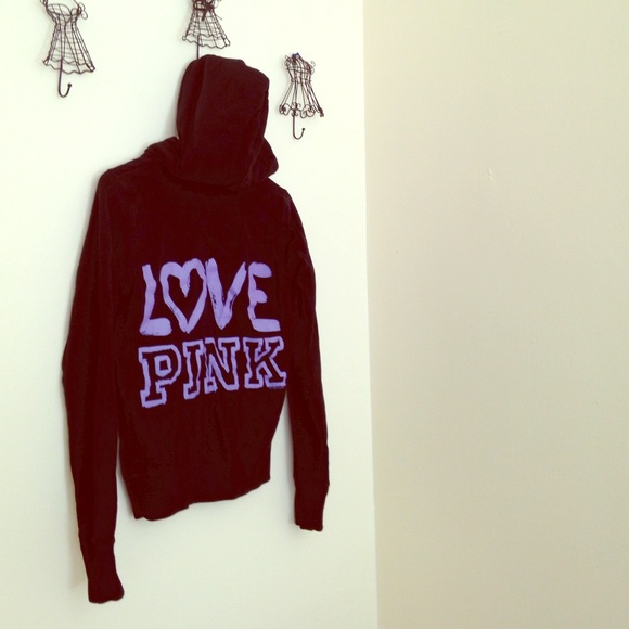VS Black hoodie