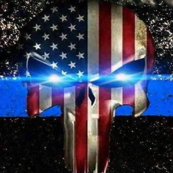 Meet your Posher, Laura - Picture 1 of 1