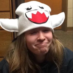 Meet your Posher, Anna