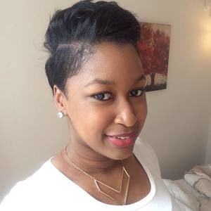 Meet your Posher, Andrea