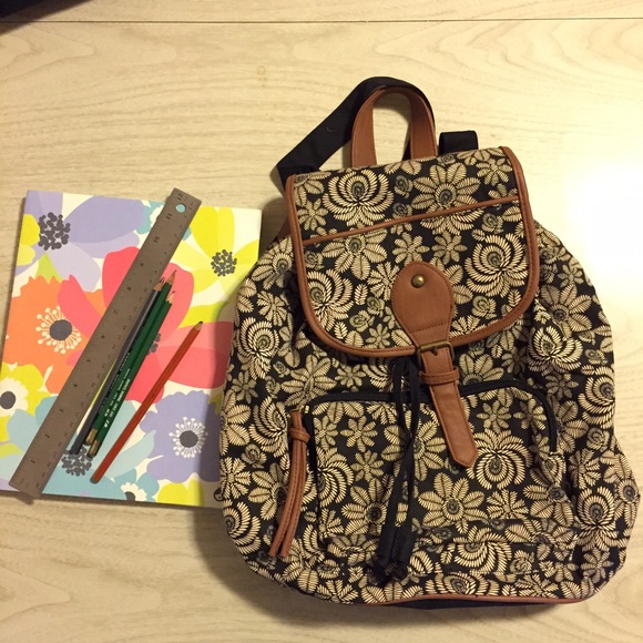 Mossimo backpack like new 📓✏️📎📚 back to school!