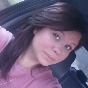 Meet your Posher, Chrisandra