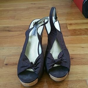 Steve Madden Brown Wedges