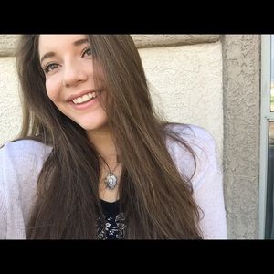 Meet your Posher, Hailey