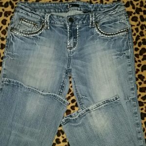 Great pair of Z2 jeans size 11 inseam 31