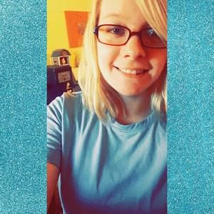 Meet your Posher, Liz