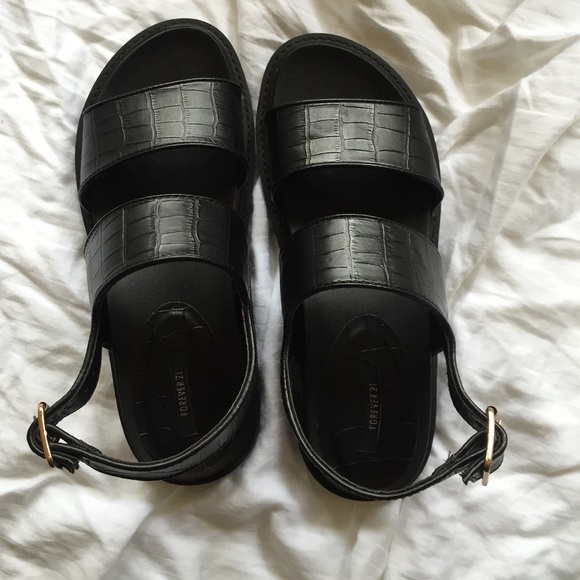 Forever 21 black textured sandals