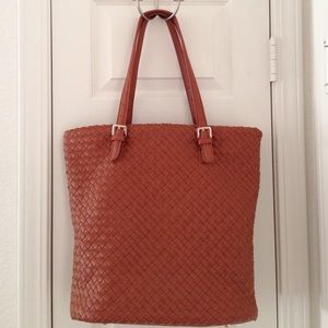 Basket weave tote bag purse