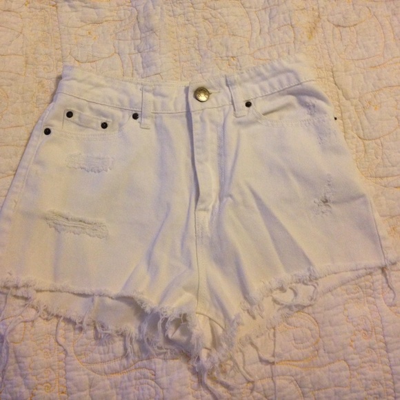 BDG high-waisted white shorts