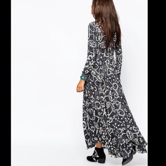 💜bundled Free People print maxi dress - Picture 4 of 4