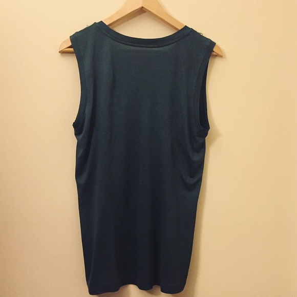 SOLD - LOFT Shell - Picture 3 of 3