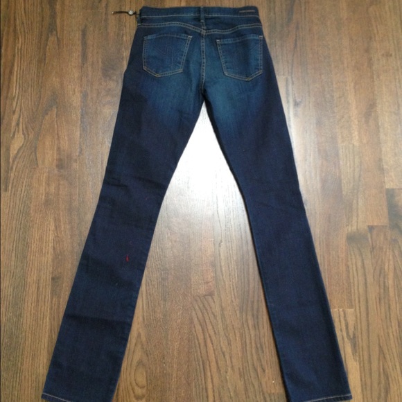 Jeans - Picture 1 of 2