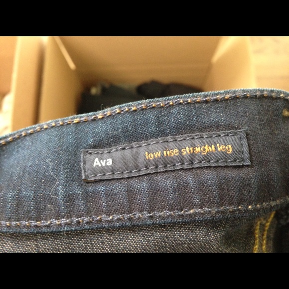 Jeans - Picture 2 of 2