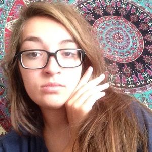 Meet your Posher, Jasmine