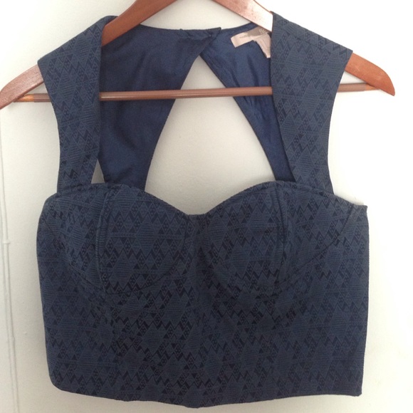 Forever 21 Tops - Forever 21 Crop Top