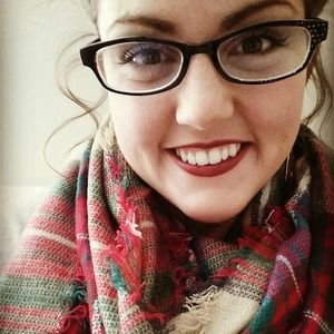 Meet your Posher, Mckenna