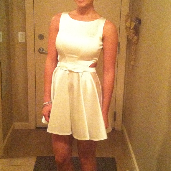 Guess by Marciano dress