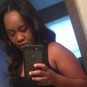 Meet your Posher, Jasmine