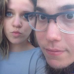 Meet your Posher, Casey