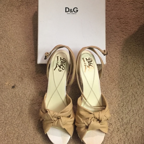 D&G wedge sandals
