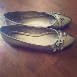 Banana republic flats